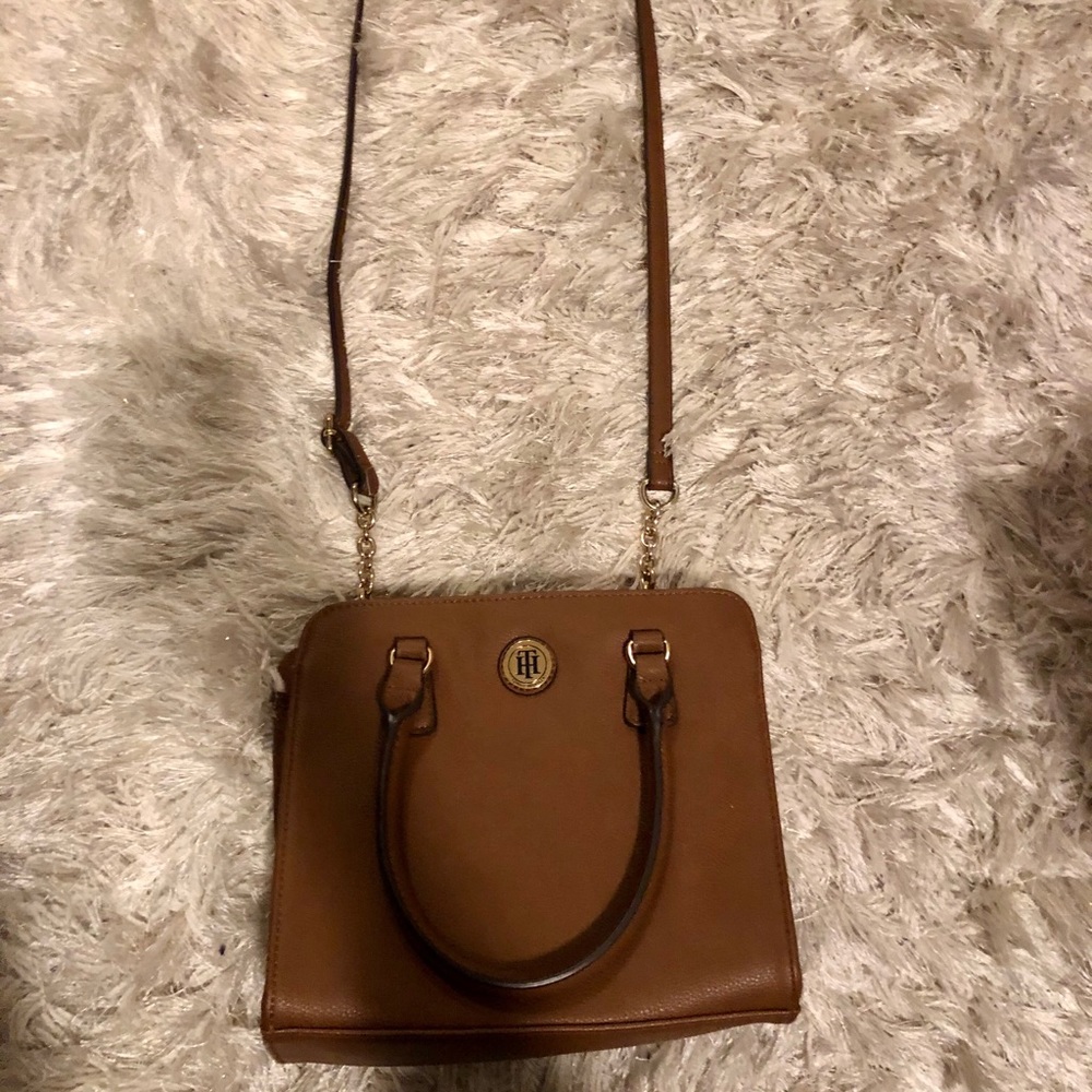Tommy Hilfiger crossbody